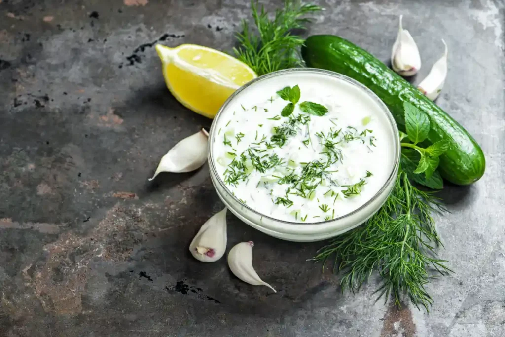 Creamy Garlic Parmesan Sauce