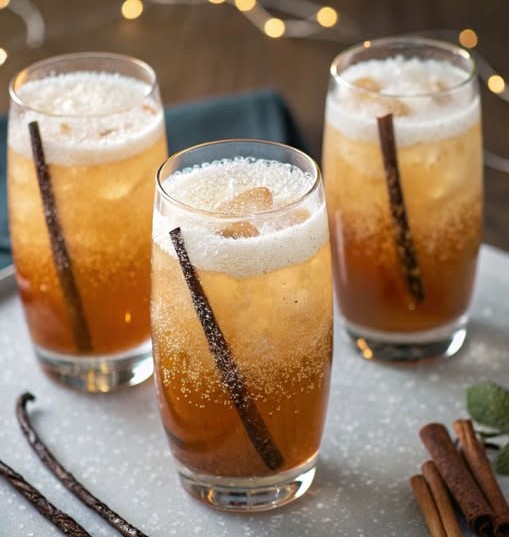 Thanksgiving Vanilla Bean Bourbon Fizz